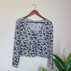 Hollister Co. daisy peplum top